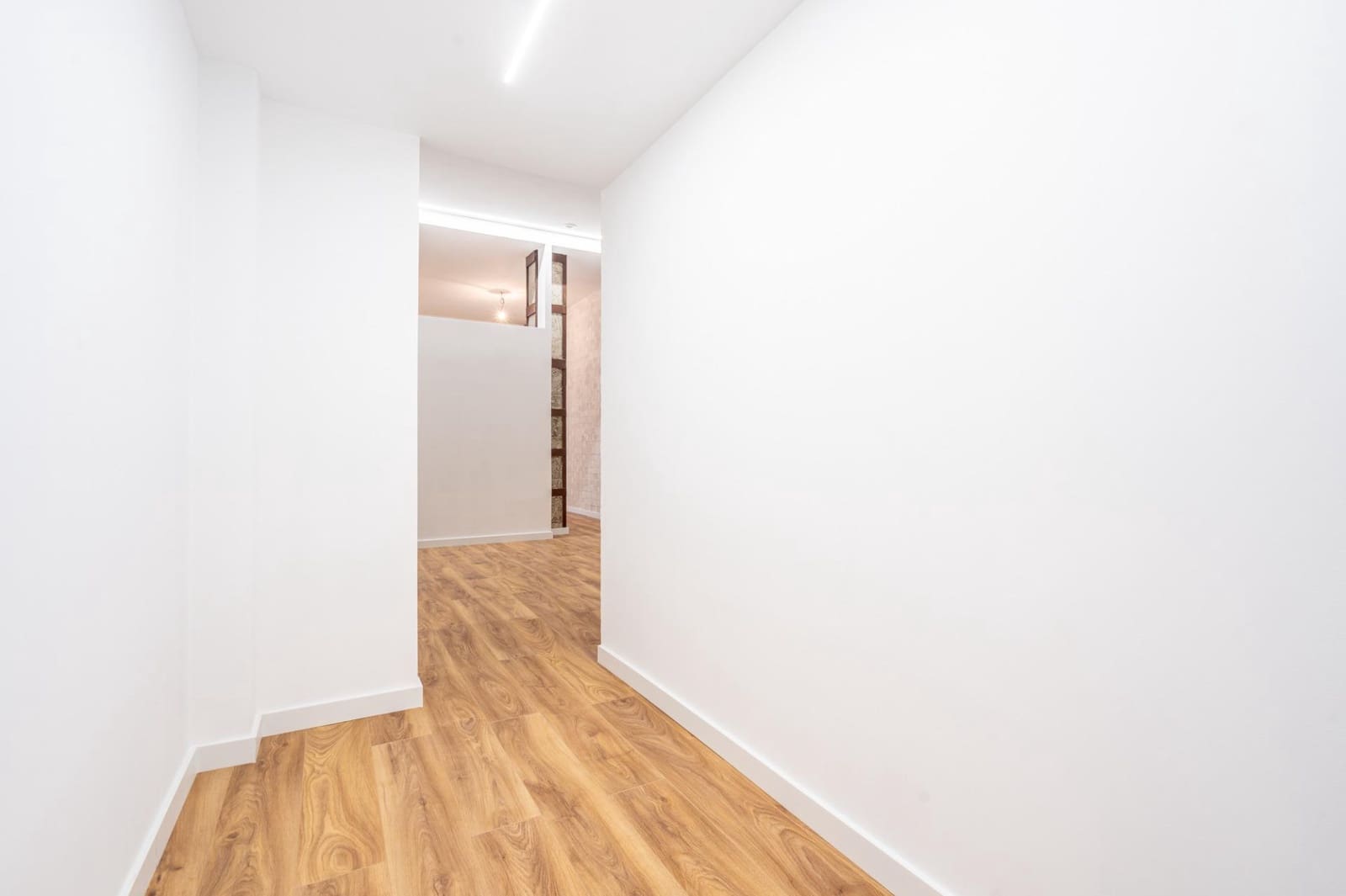 Lejlighed til salg i Valencia by - € 180.000 (Ref: 9200651)