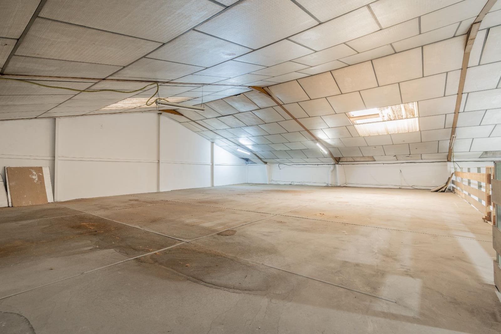 Komercyjne na sprzedaż w Xirivella - 350 000 € (Ref: 9252237)