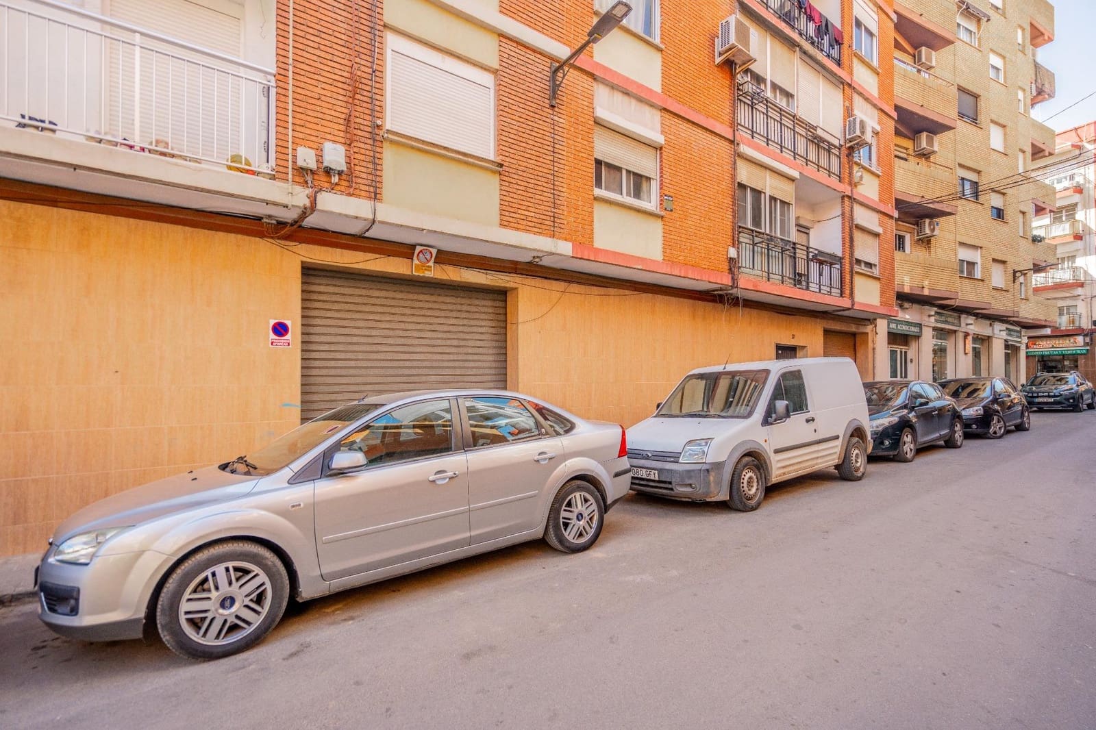 Komercyjne na sprzedaż w Xirivella - 350 000 € (Ref: 9252237)