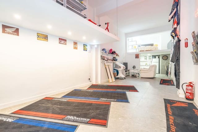 1 bedroom Commercial for sale in Mont-Olivet, Valencia city - € 109,000 (Ref: 9294271)