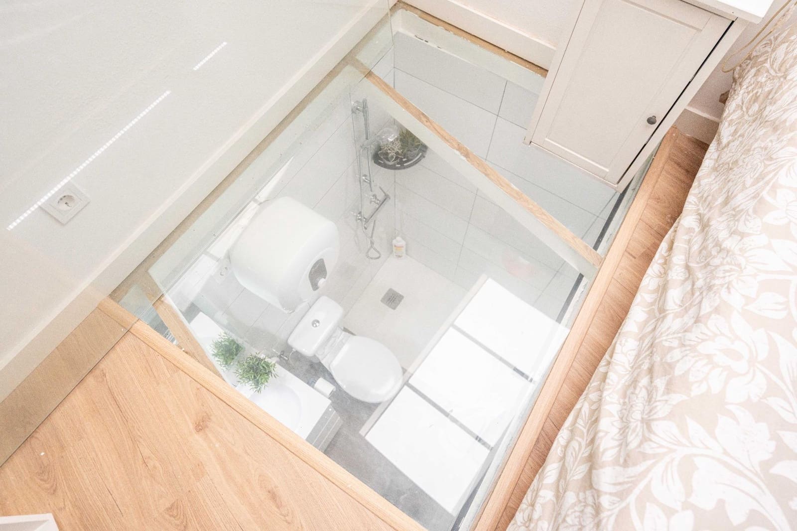 1 sovrum Kommersiell till salu i Valencia stad - 109 000 € (Ref: 9294271)