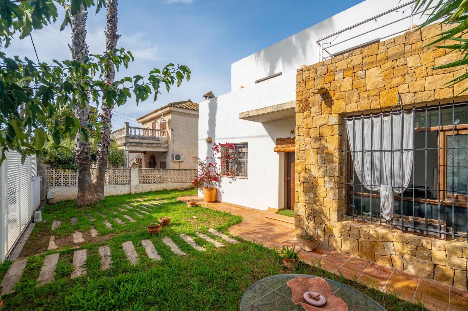 5 slaapkamer Villa te koop in La Canada met zwembad - € 650.000 (Ref: 9367379)