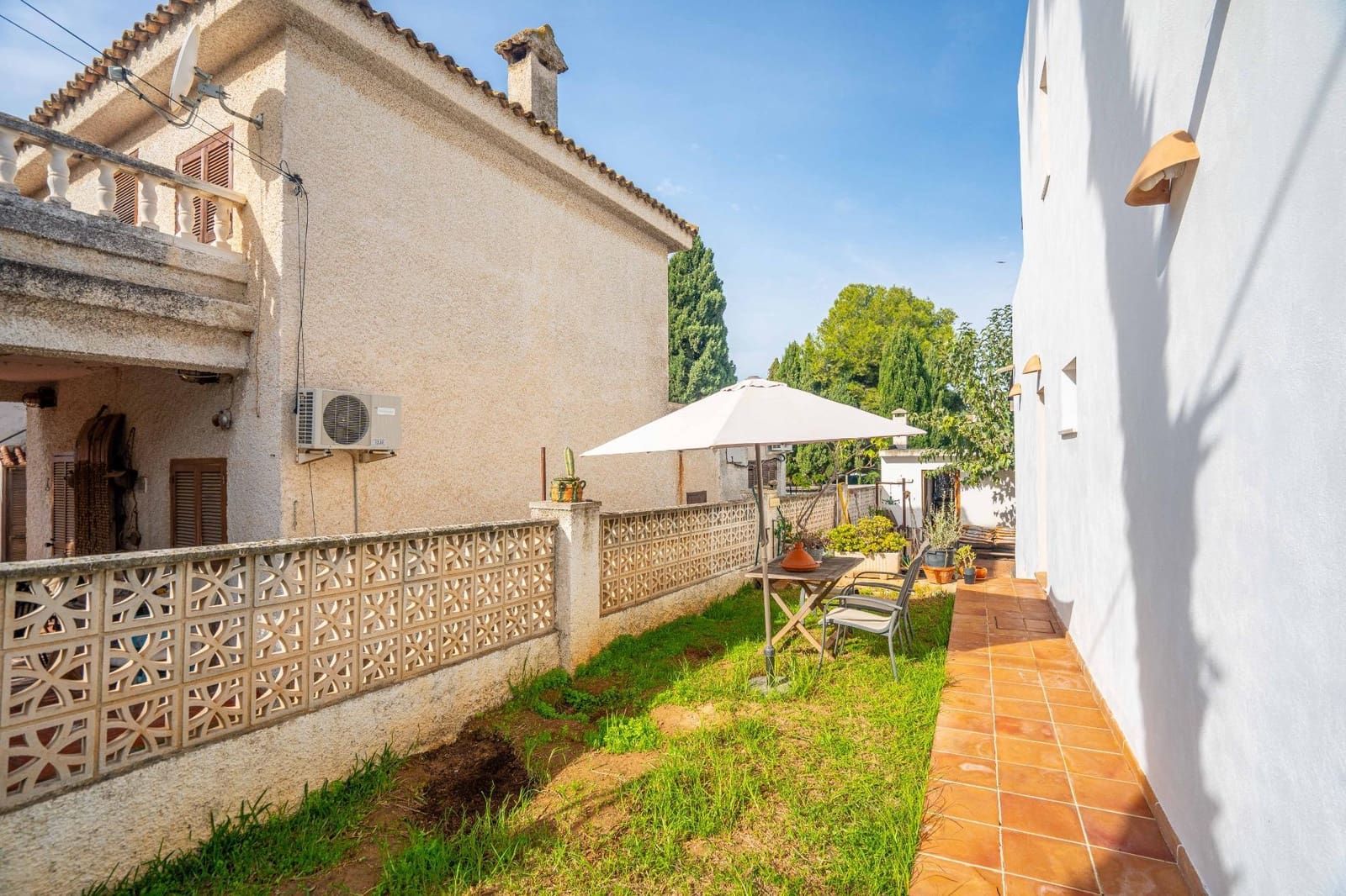 5 slaapkamer Villa te koop in La Canada met zwembad - € 650.000 (Ref: 9367379)