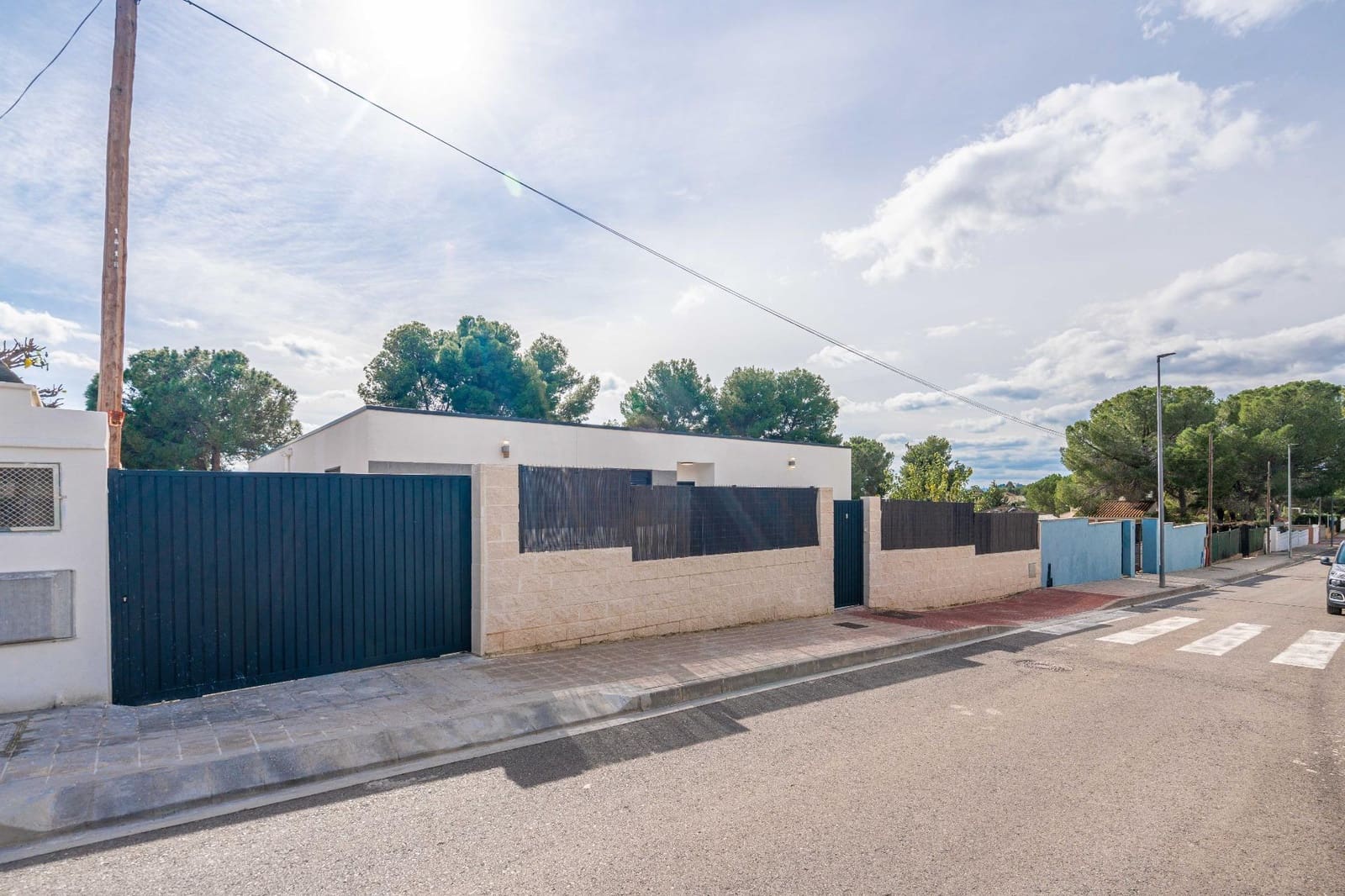 3 bedroom Villa for sale in Lliria - € 305,000 (Ref: 9379247)