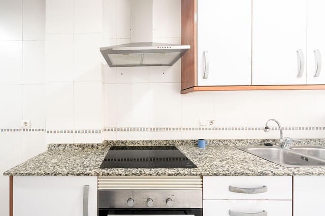 3 soveværelse Lejlighed til salg i Natzaret, Valencia by med garage - € 260.000 (Ref: 9382711)