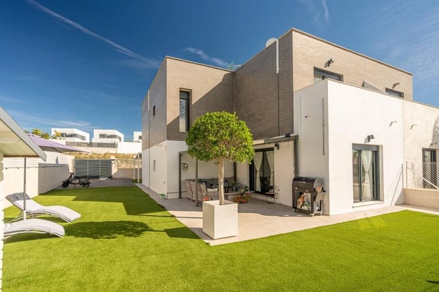 4 Zimmer Doppelhaus zu verkaufen in San Antonio de Benagéber mit Pool Garage - 460.000 € (Ref: 9385477)