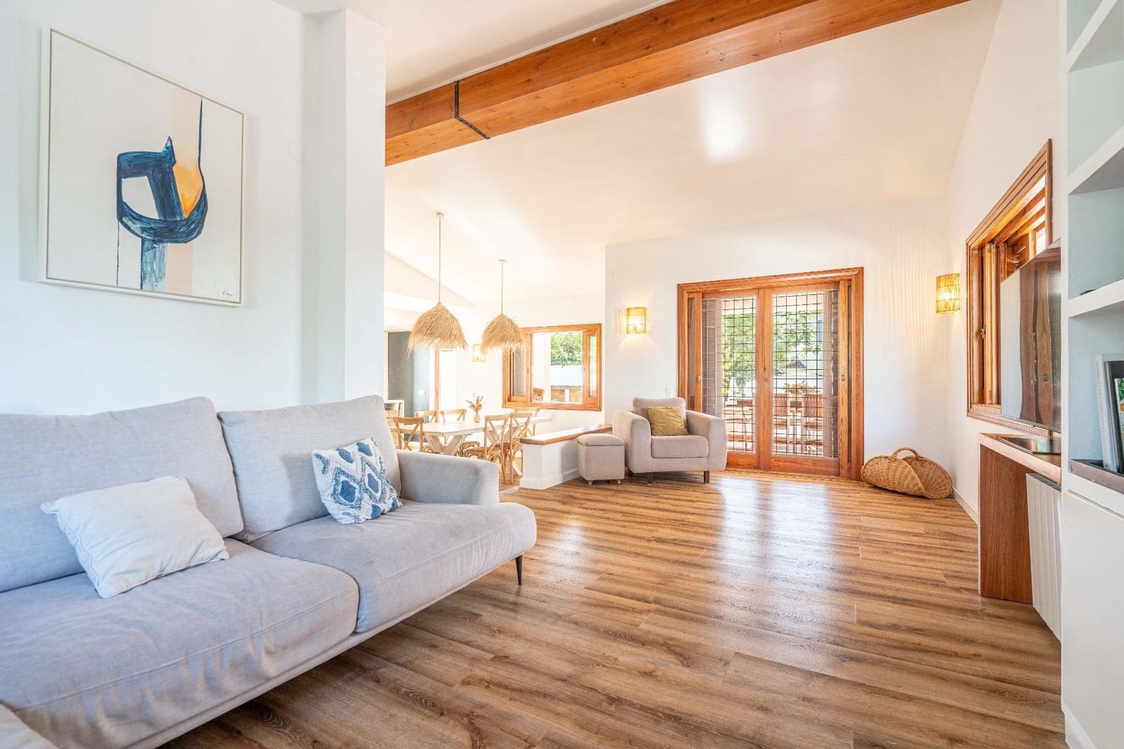 4 bedroom Villa for sale in La Canada with pool garage - € 1,060,000 (Ref: 9388089)