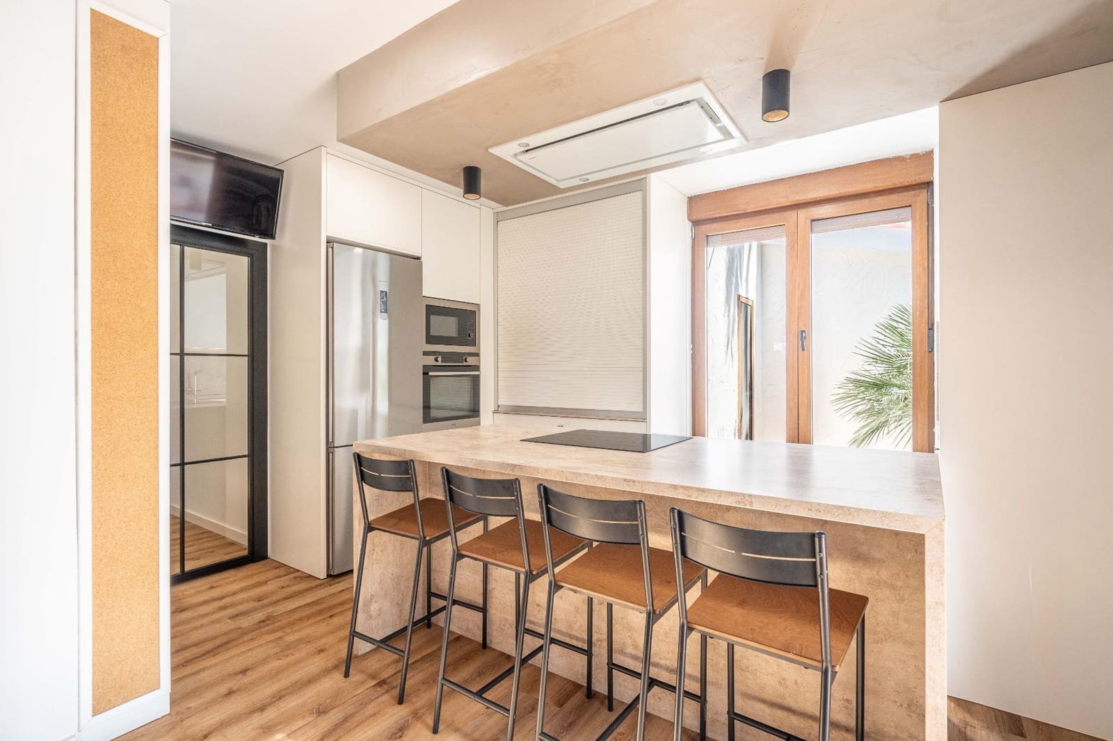 4 bedroom Villa for sale in La Canada with pool garage - € 1,060,000 (Ref: 9388089)