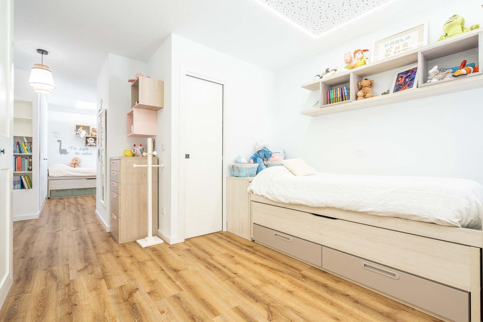 4 bedroom Villa for sale in La Canada with pool garage - € 1,060,000 (Ref: 9388089)