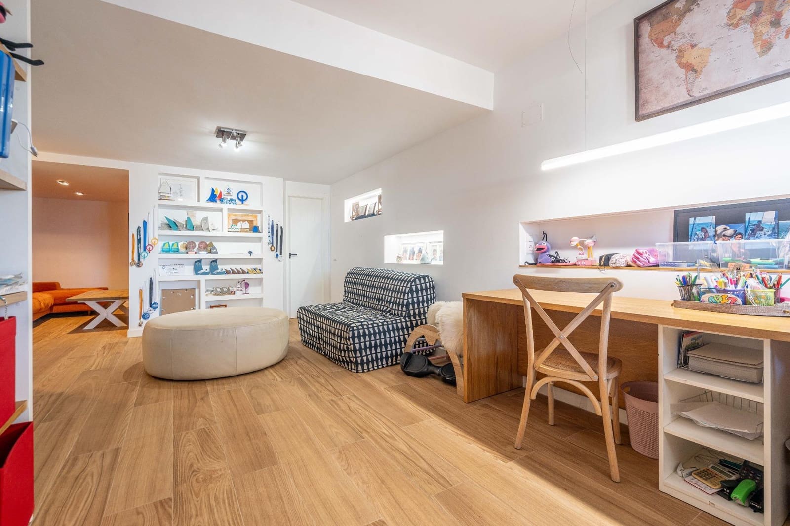 4 bedroom Villa for sale in La Canada with pool garage - € 1,060,000 (Ref: 9388089)