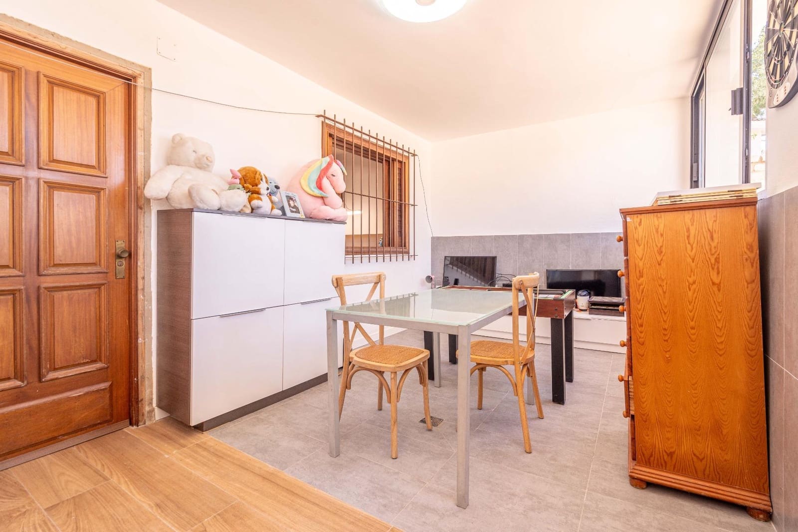 4 bedroom Villa for sale in La Canada with pool garage - € 1,060,000 (Ref: 9388089)