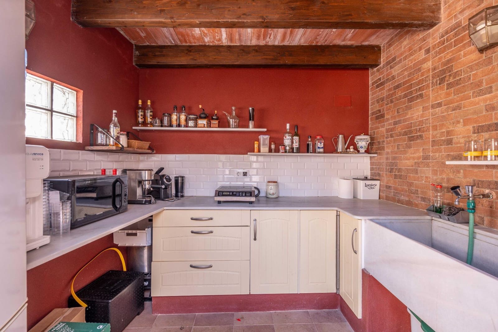 4 bedroom Villa for sale in La Canada with pool garage - € 1,060,000 (Ref: 9388089)