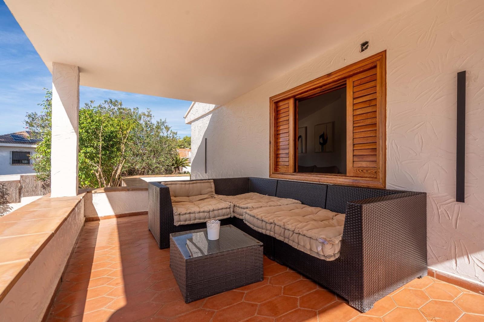 4 bedroom Villa for sale in La Canada with pool garage - € 1,060,000 (Ref: 9388089)