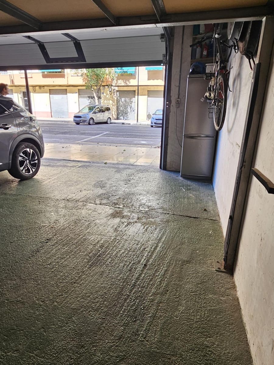 Garage in vendita in Valencia citta - 24.500 € (Rif: 9391107)
