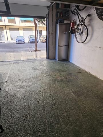 Garage for sale in Natzaret, Valencia city - € 24,500 (Ref: 9391107)
