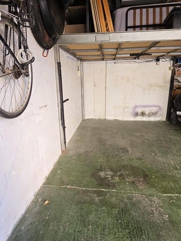 Garage for sale in Natzaret, Valencia city - € 24,500 (Ref: 9391107)