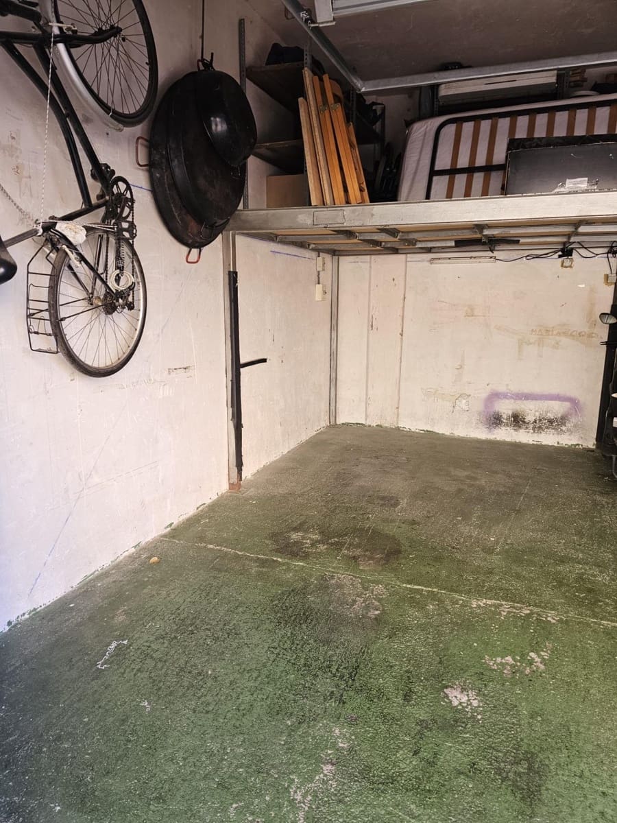Garage in vendita in Valencia citta - 24.500 € (Rif: 9391107)