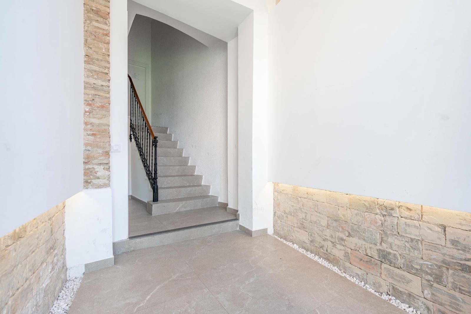 3 soveværelse Lejlighed til salg i Valencia by - € 330.000 (Ref: 9416022)