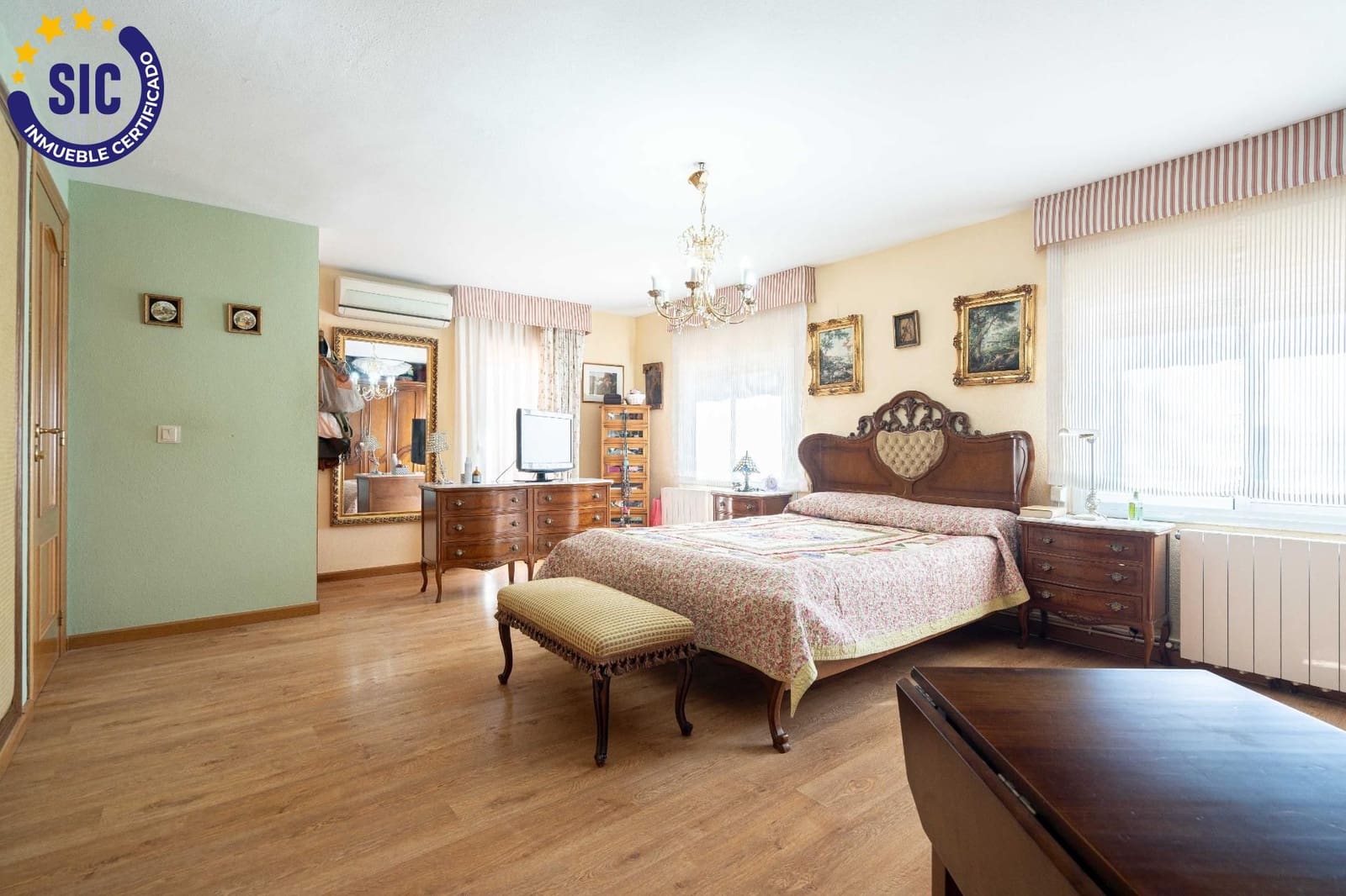 4 soverom Villa til salgs i Torrent med svømmebasseng - € 437 000 (Ref: 9419580)