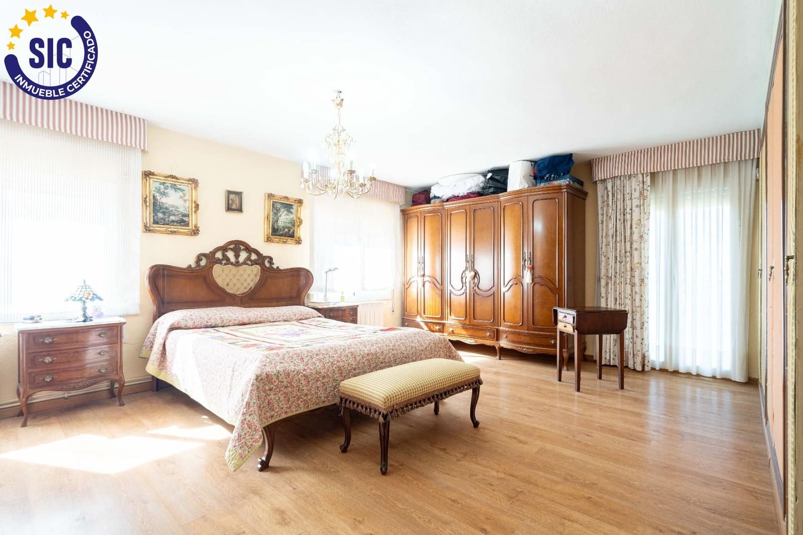 4 soverom Villa til salgs i Torrent med svømmebasseng - € 437 000 (Ref: 9419580)