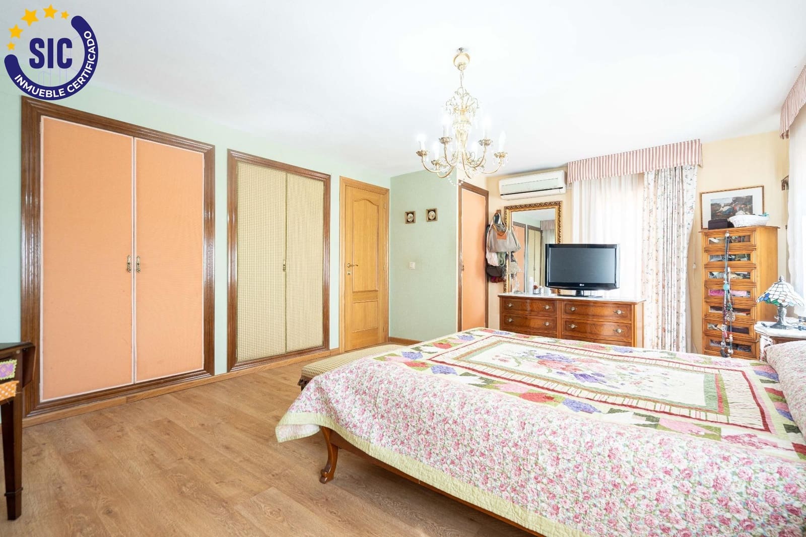 4 soverom Villa til salgs i Torrent med svømmebasseng - € 437 000 (Ref: 9419580)