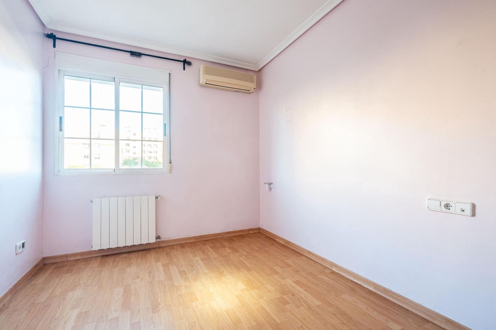 3 slaapkamer Flat te koop in Valencia stad - € 360.000 (Ref: 9422283)