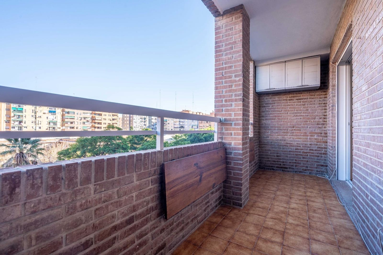 3 slaapkamer Flat te koop in Valencia stad - € 360.000 (Ref: 9422283)