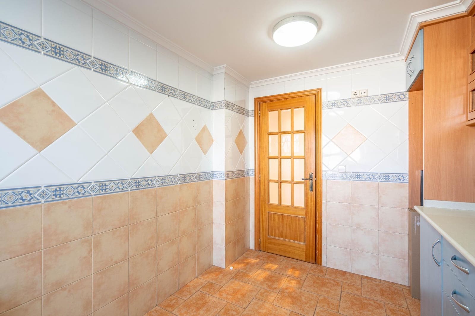 3 slaapkamer Flat te koop in Valencia stad - € 360.000 (Ref: 9422283)