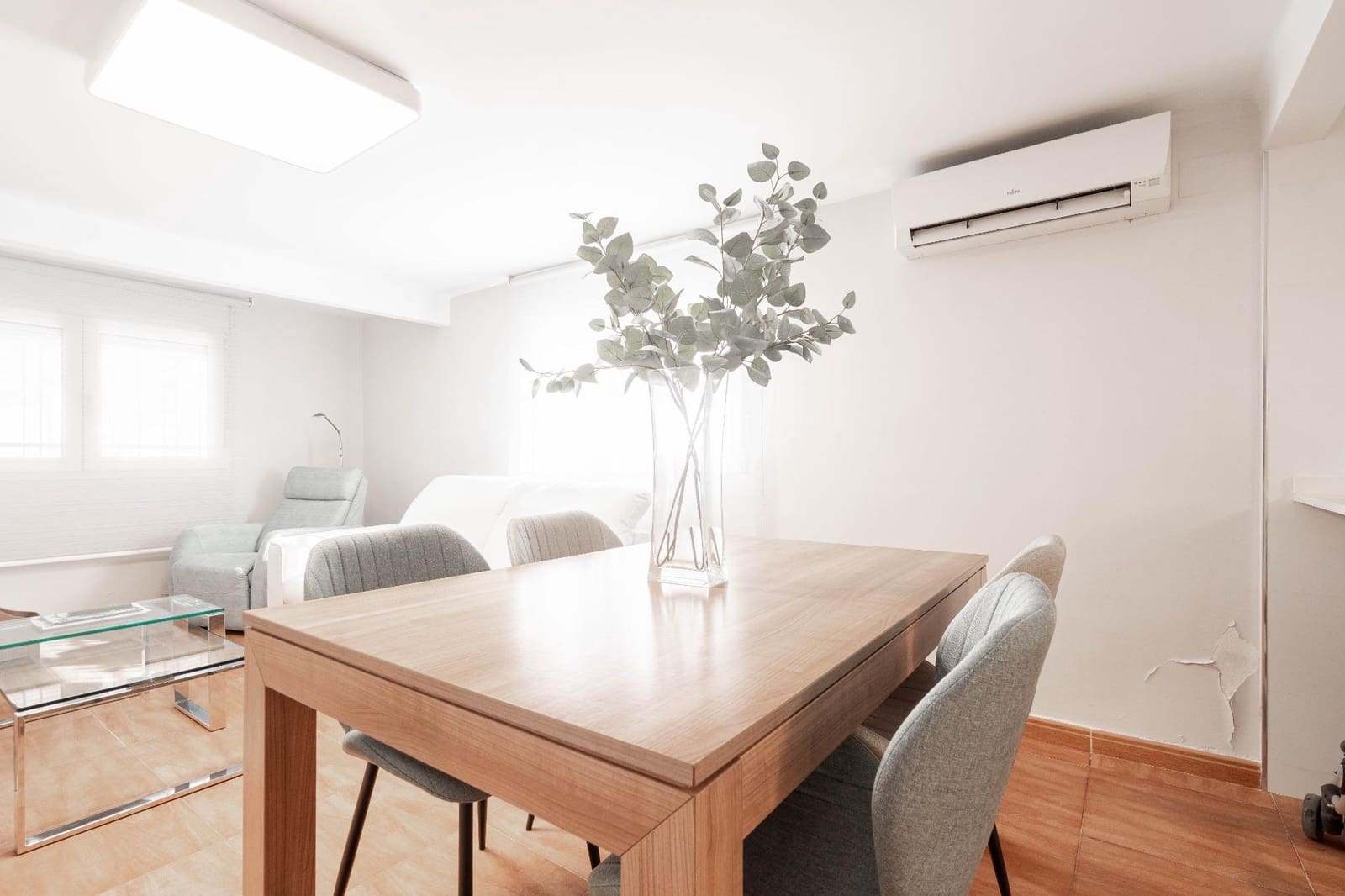 5 makuuhuone Huvila myytävänä paikassa La Canada mukana uima-altaan - 460 000 € (Ref: 9427411)