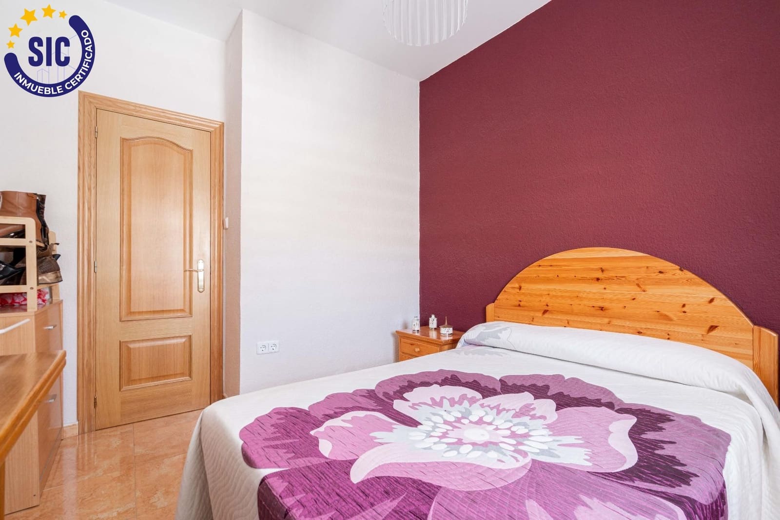 5 bedroom Villa for sale in La Canada with pool - € 460,000 (Ref: 9427411)