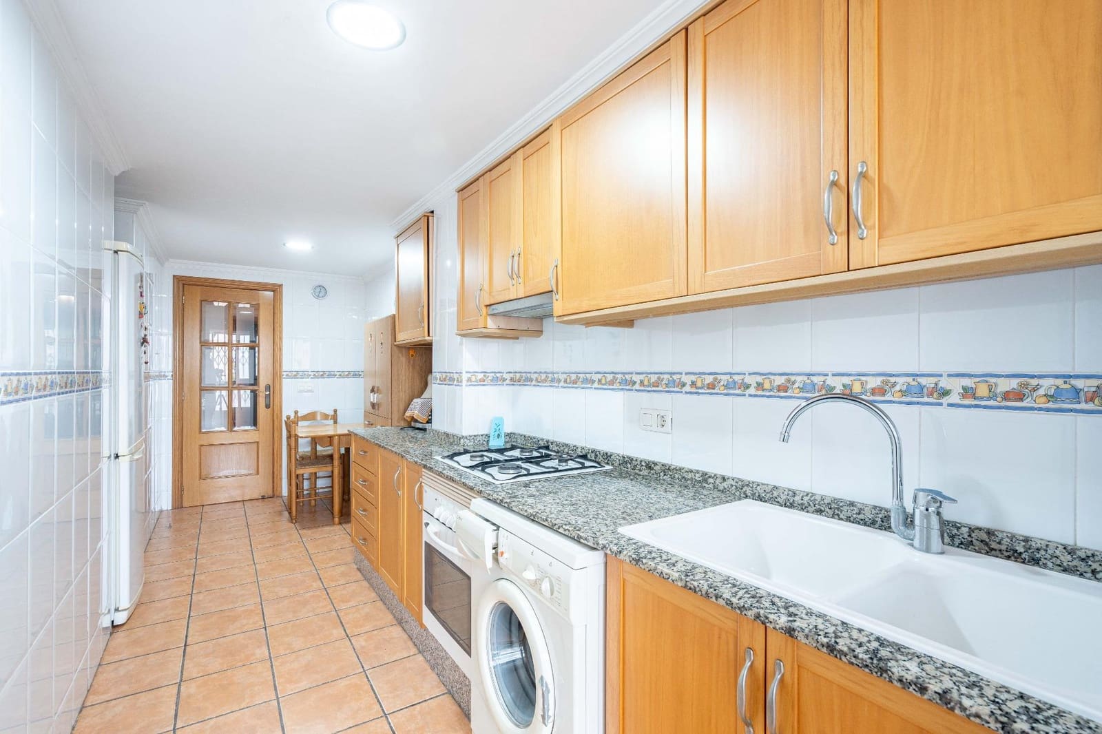 3 bedroom Flat for sale in Valencia city - € 320,000 (Ref: 9437572)