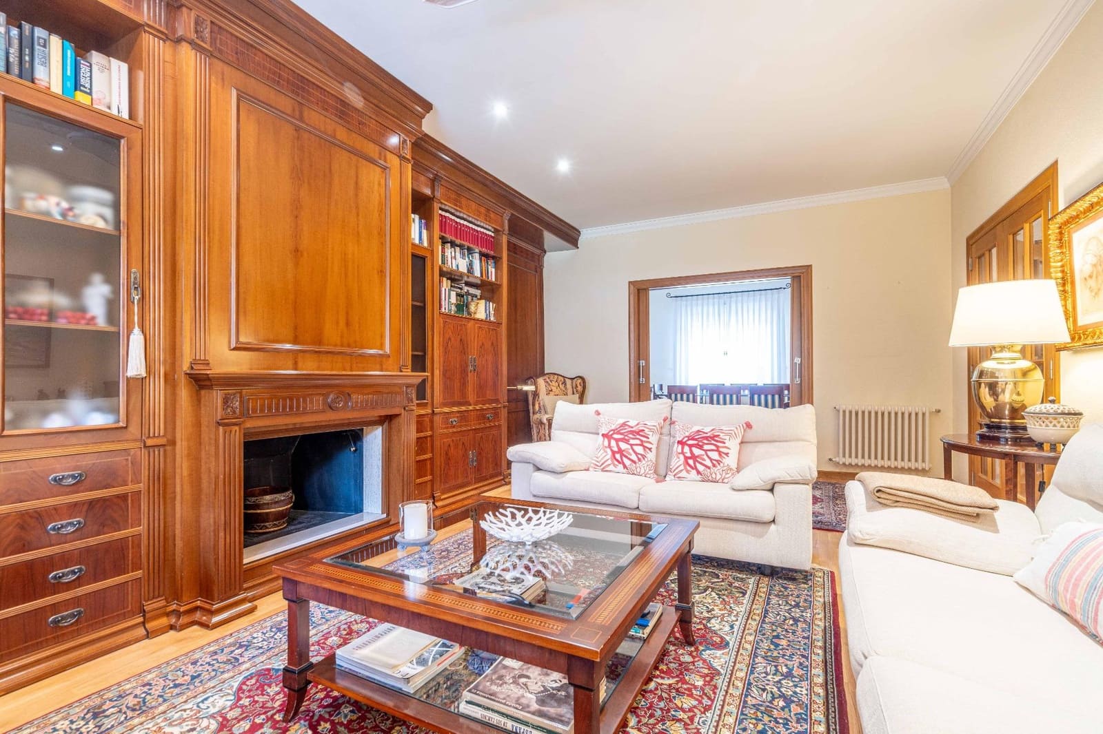 5 soveværelse Villa til salg i Canals med swimmingpool garage - € 699.000 (Ref: 9437574)