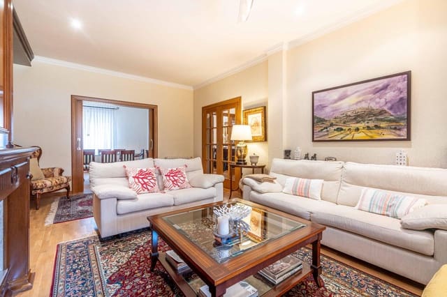 5 soveværelse Villa til salg i Canals med swimmingpool garage - € 699.000 (Ref: 9437574)