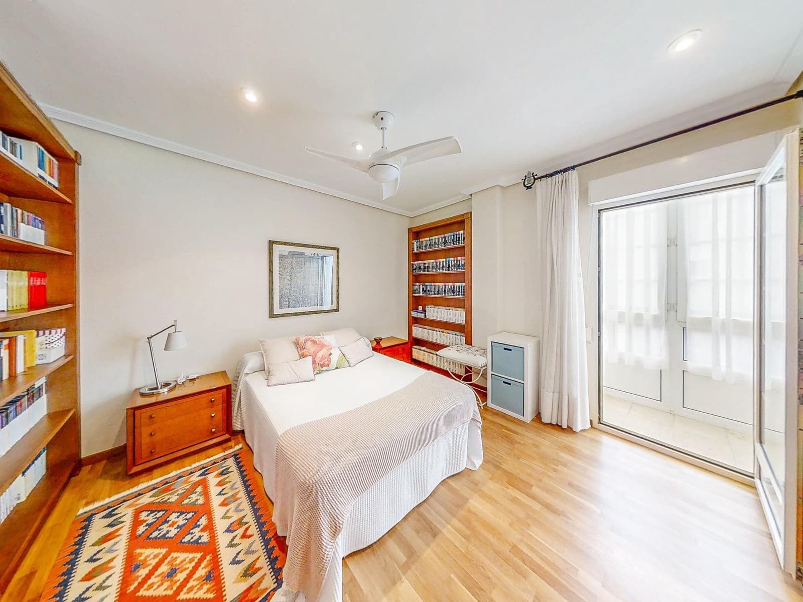 5 soveværelse Villa til salg i Canals med swimmingpool garage - € 699.000 (Ref: 9437574)