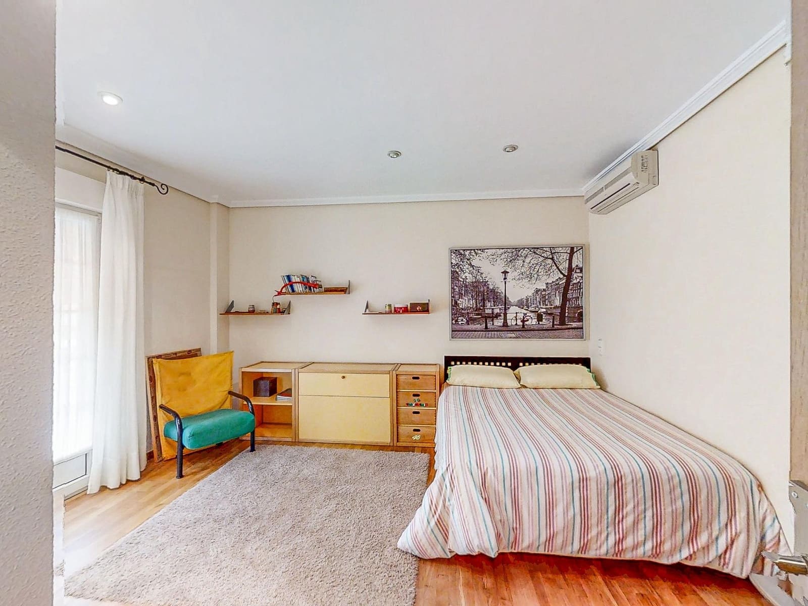 5 soveværelse Villa til salg i Canals med swimmingpool garage - € 699.000 (Ref: 9437574)