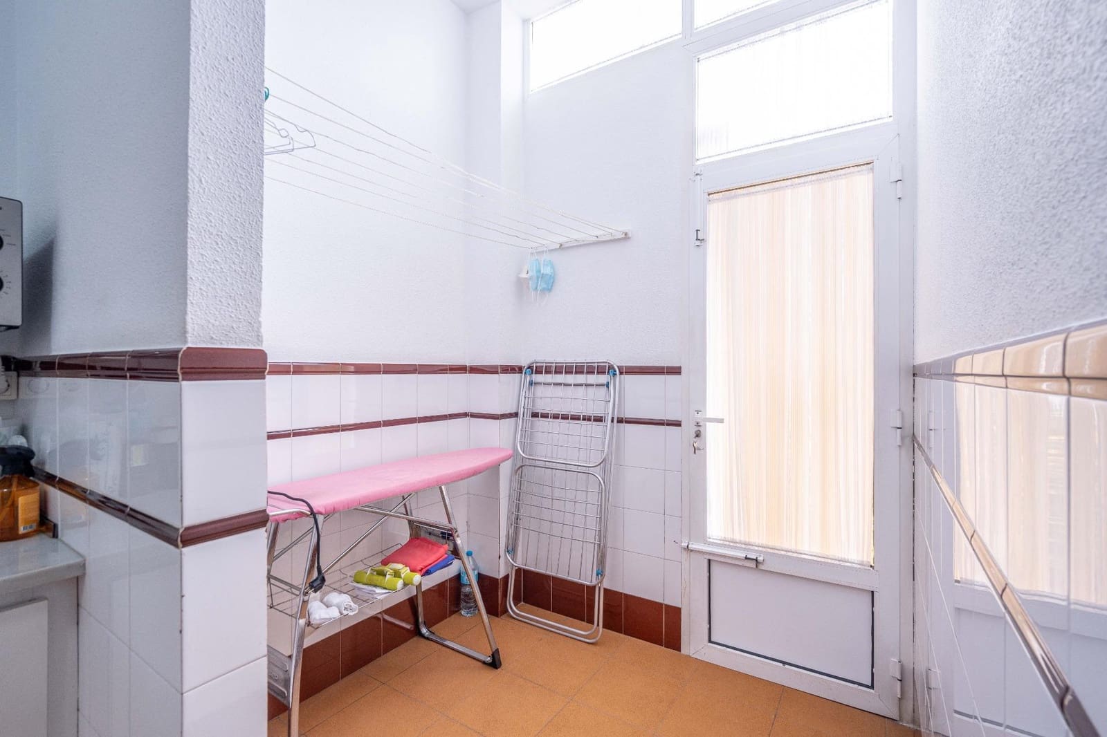 5 soveværelse Villa til salg i Canals med swimmingpool garage - € 699.000 (Ref: 9437574)