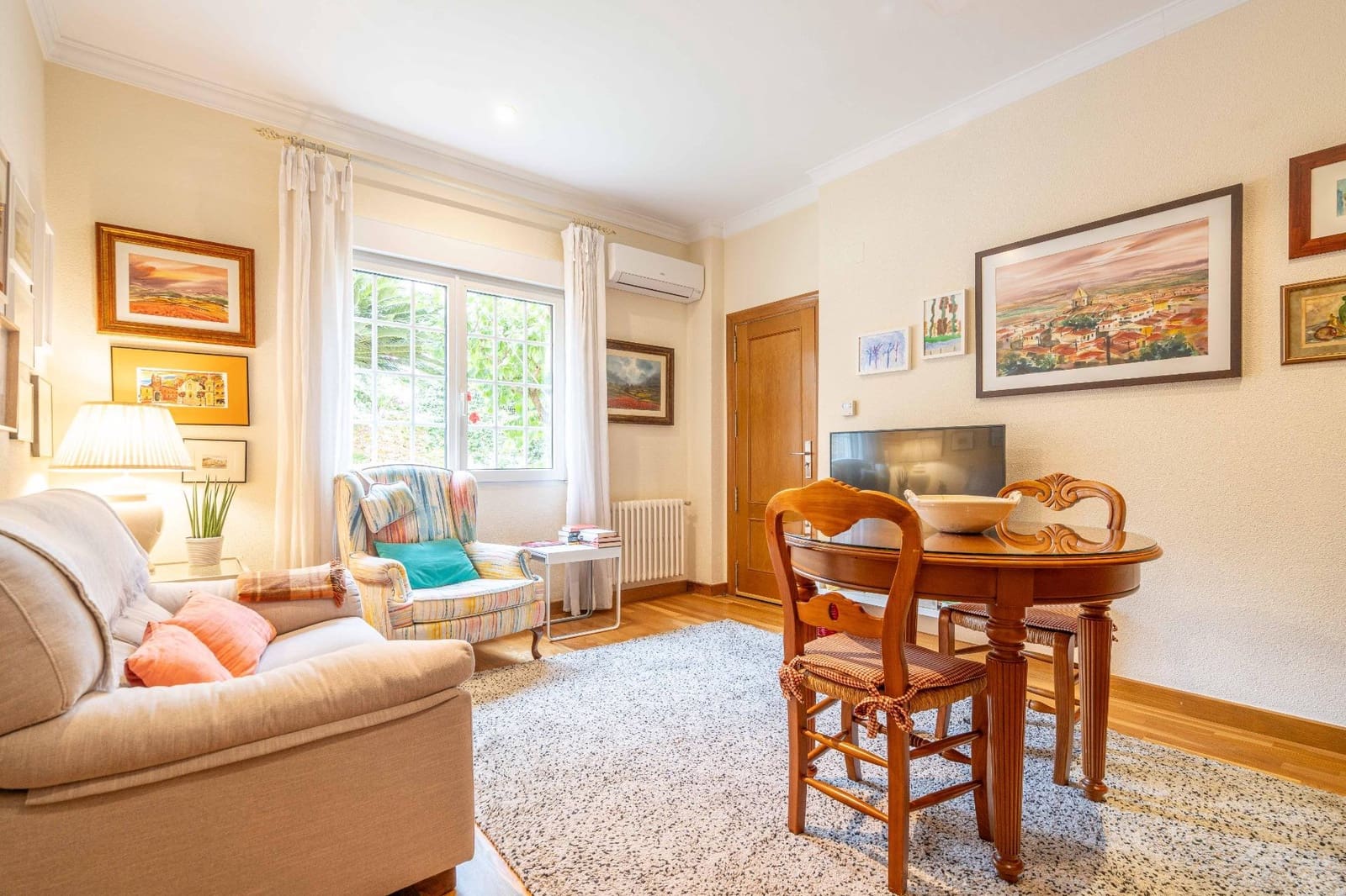 5 soveværelse Villa til salg i Canals med swimmingpool garage - € 699.000 (Ref: 9437574)