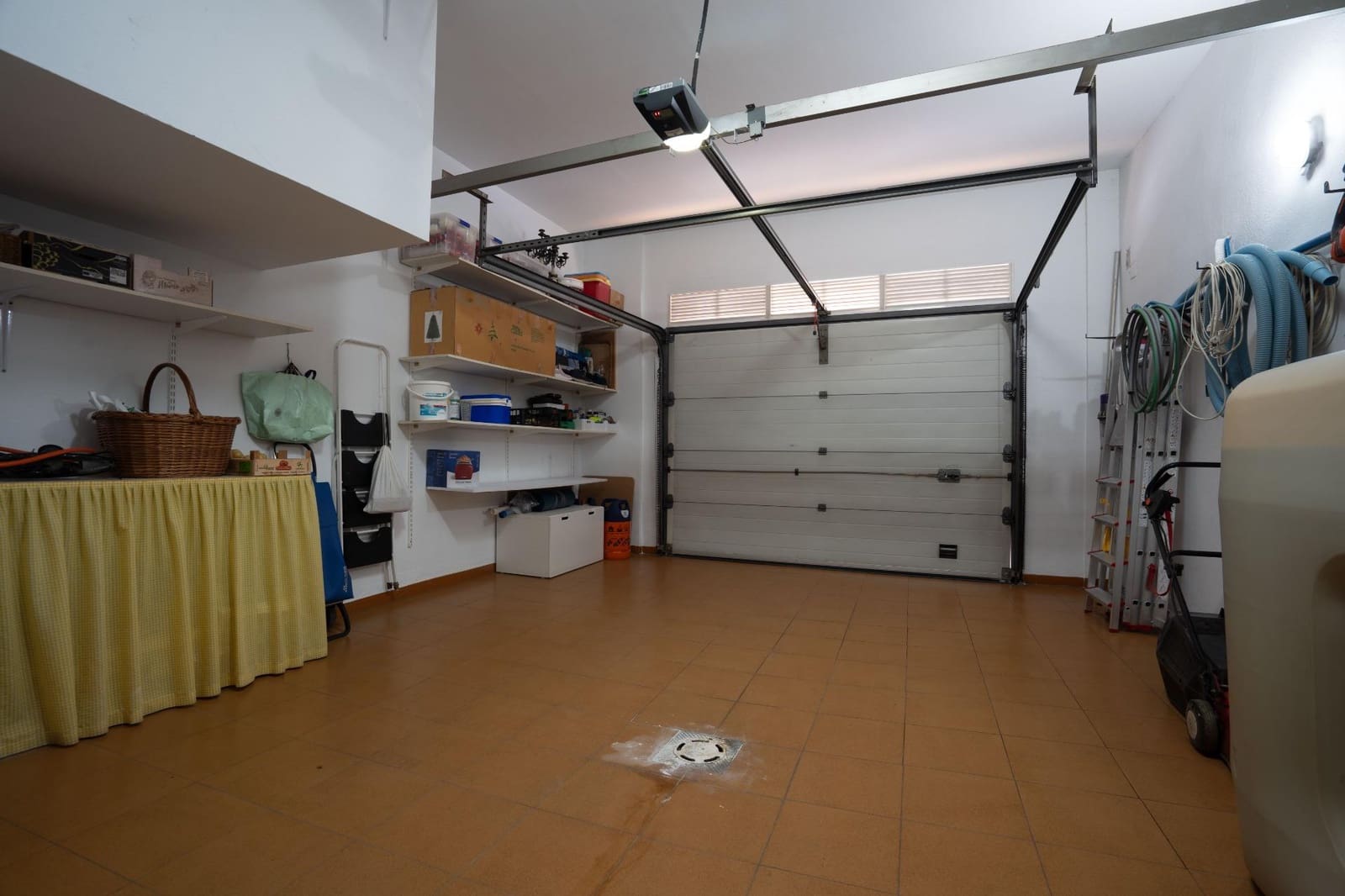 5 soveværelse Villa til salg i Canals med swimmingpool garage - € 699.000 (Ref: 9437574)