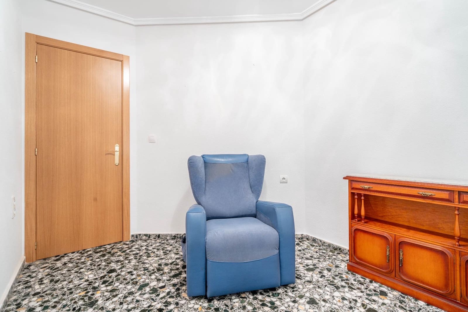 5 soveværelse Lejlighed til salg i Valencia by med garage - € 390.000 (Ref: 9456479)