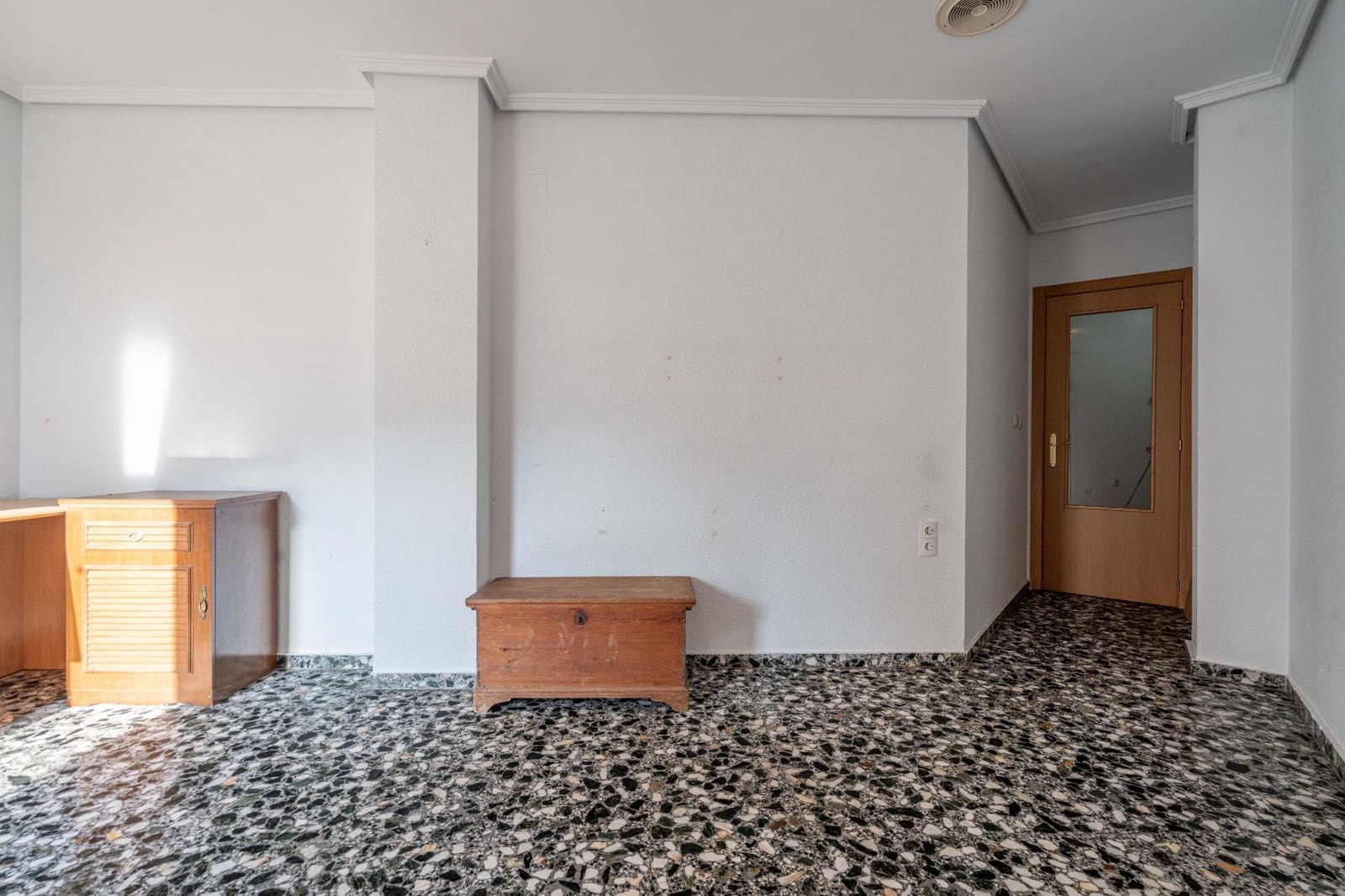 5 soveværelse Lejlighed til salg i Valencia by med garage - € 390.000 (Ref: 9456479)