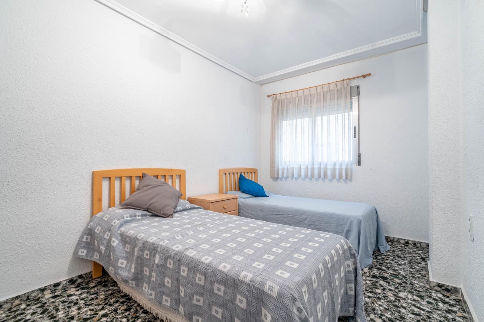 5 soveværelse Lejlighed til salg i Valencia by med garage - € 390.000 (Ref: 9456479)