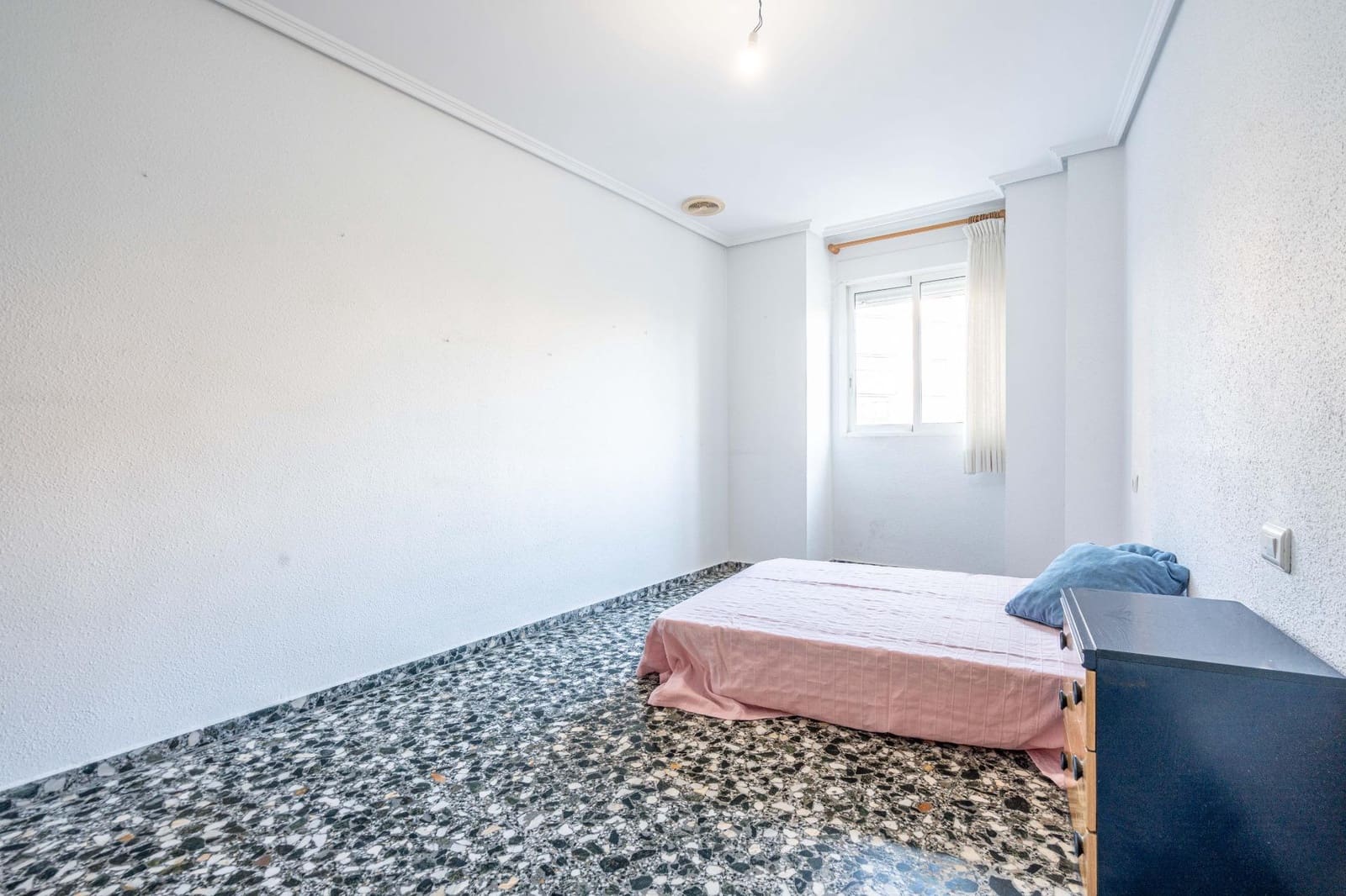 5 soveværelse Lejlighed til salg i Valencia by med garage - € 390.000 (Ref: 9456479)