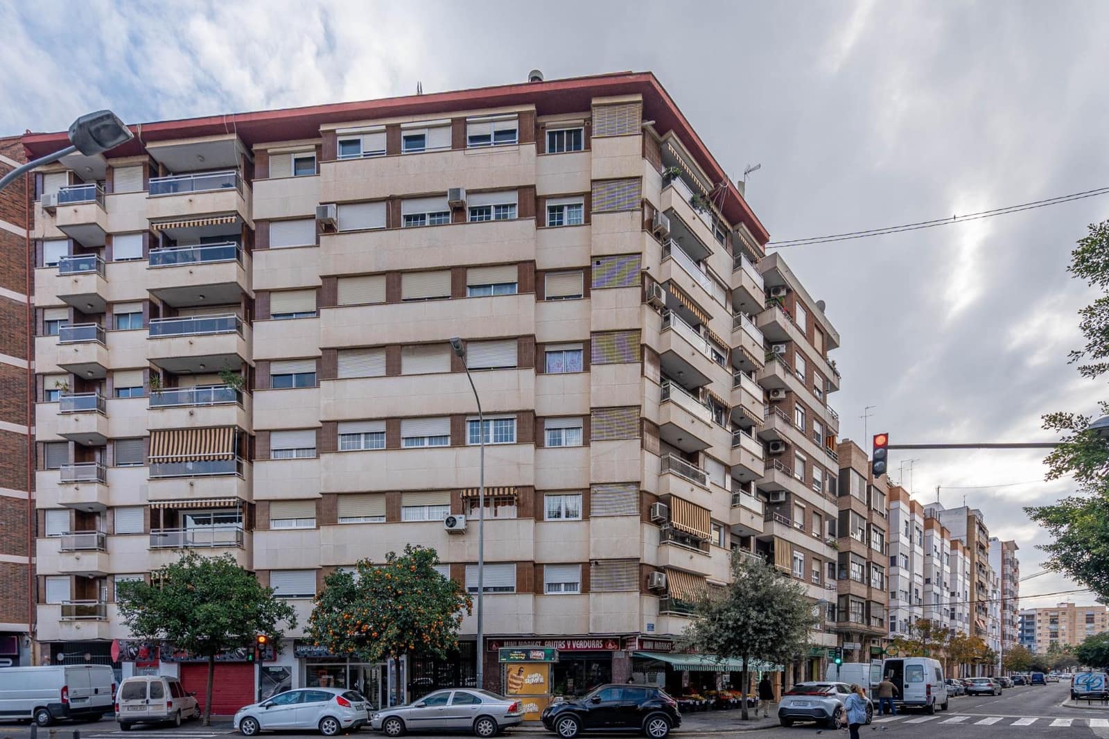 5 soveværelse Lejlighed til salg i Valencia by med garage - € 390.000 (Ref: 9456479)