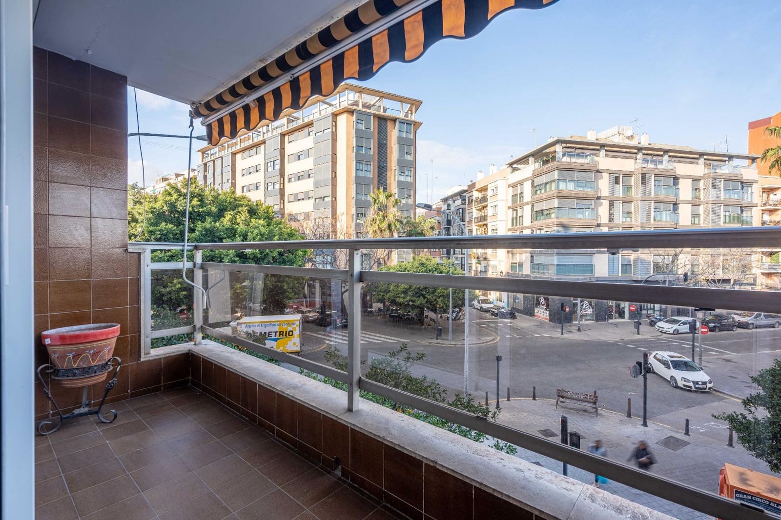 5 soveværelse Lejlighed til salg i Valencia by med garage - € 390.000 (Ref: 9456479)