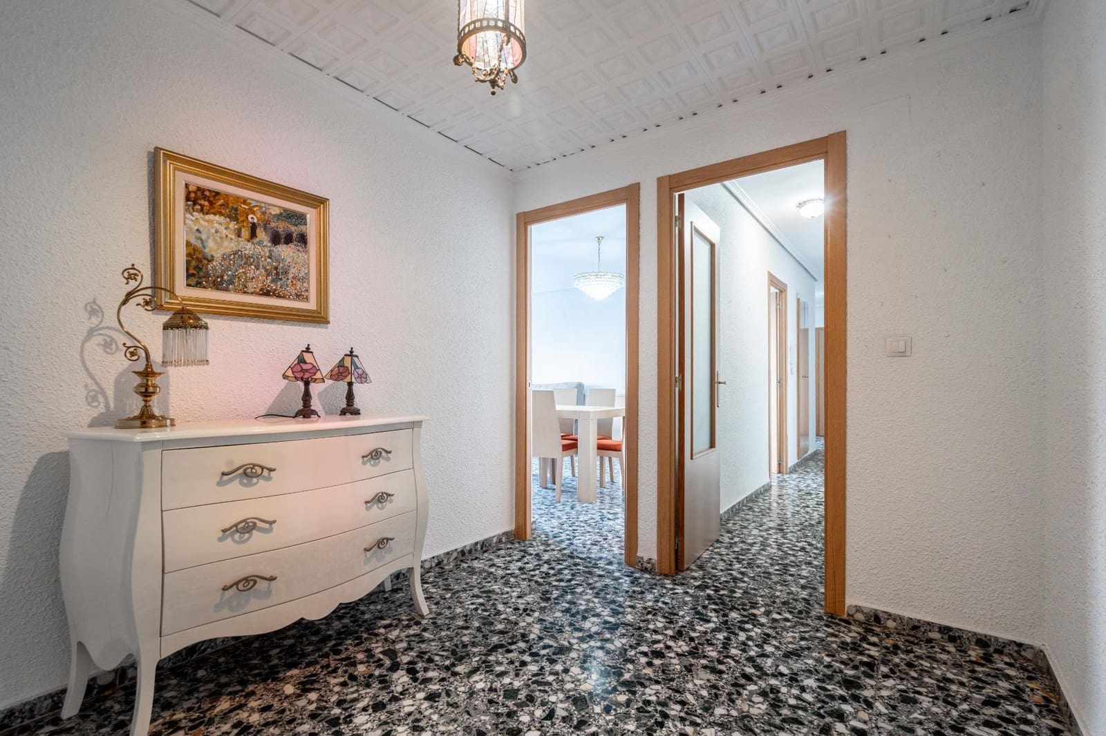 5 soveværelse Lejlighed til salg i Valencia by med garage - € 390.000 (Ref: 9456479)