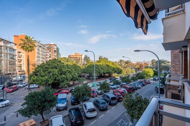 5 soveværelse Lejlighed til salg i En Corts, Valencia by med garage - € 390.000 (Ref: 9456479)