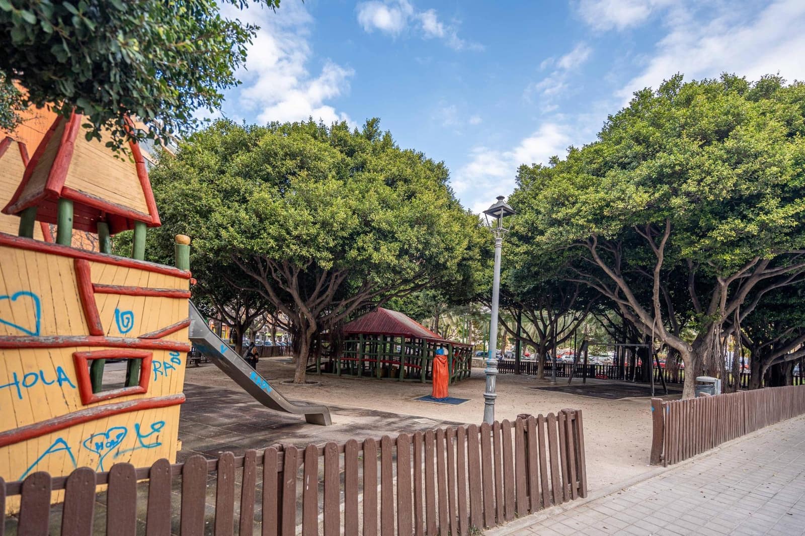 5 soveværelse Lejlighed til salg i Valencia by med garage - € 390.000 (Ref: 9456479)