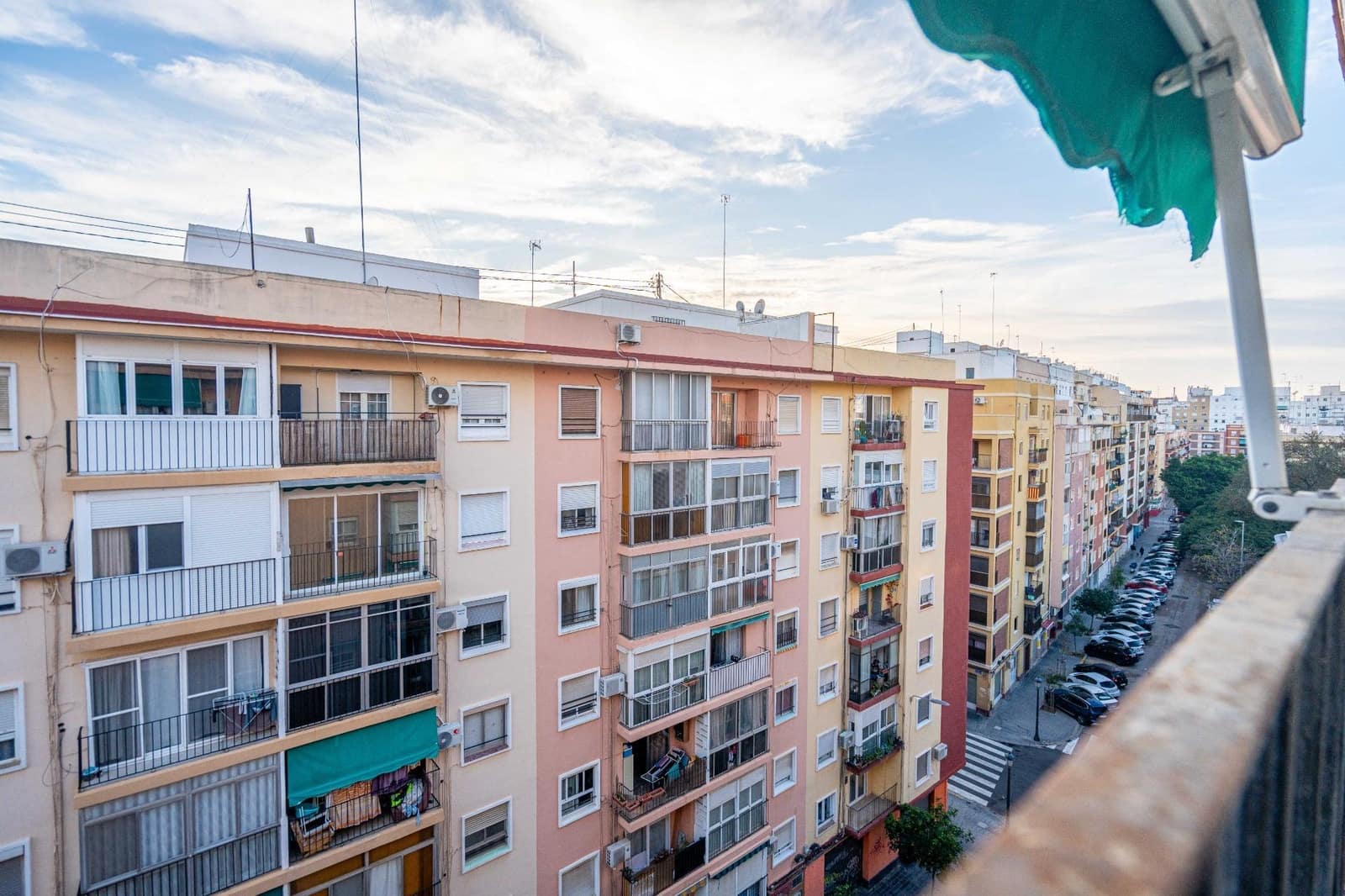 3 bedroom Flat for sale in Valencia city - € 249,000 (Ref: 9473085)