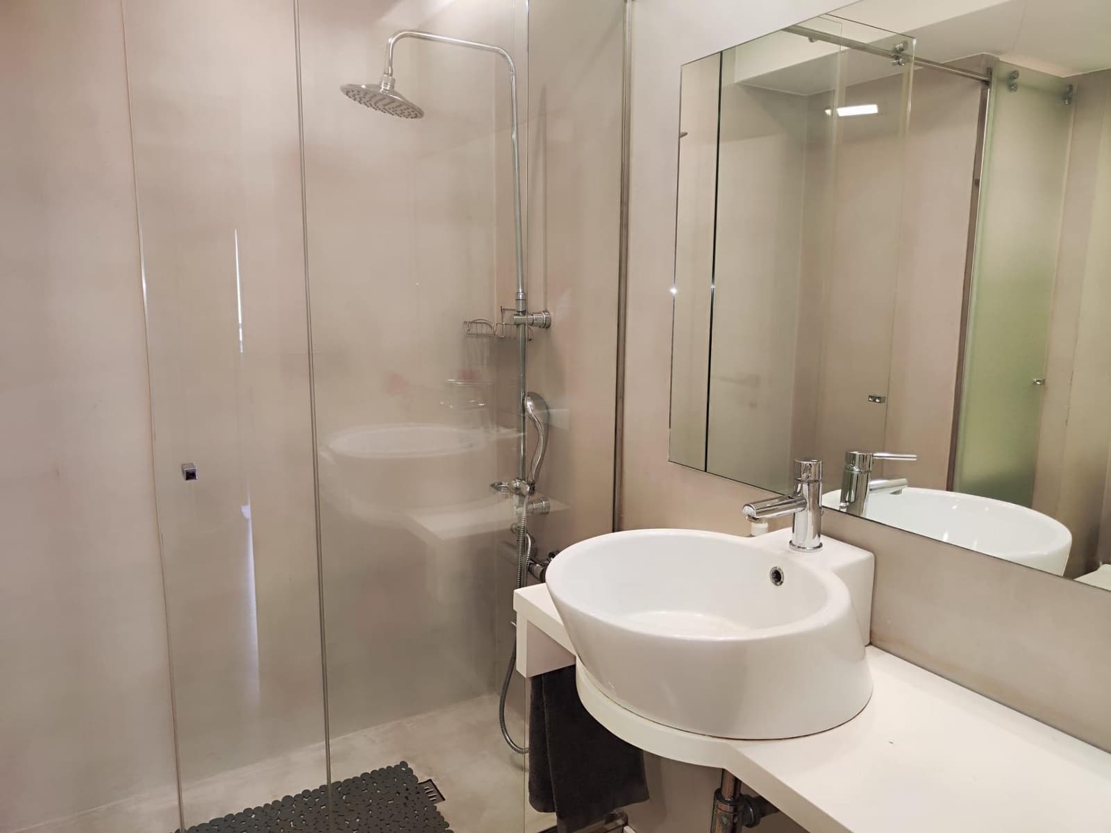 3 Zimmer Wohnung zu vermieten in Valencia Stadt mit Garage - 1.350 € (Ref: 9476231)