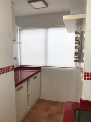 2 bedroom Flat for rent in Mestalla, Valencia city - € 1,300 (Ref: 9491611)